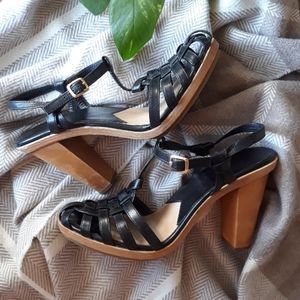 Micheal Kors Wood Basket Weave Heels Size 9